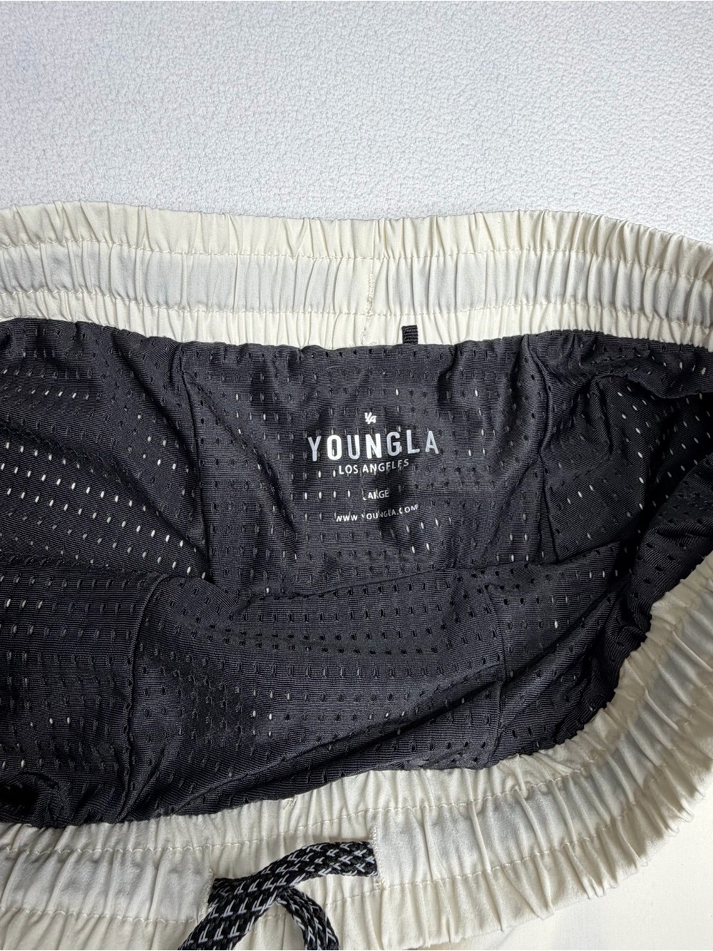 YoungLA Swift 2-in-1Compression Liner Shorts•Cream/Black Mesh Built in Liner - Picture 5 of 9